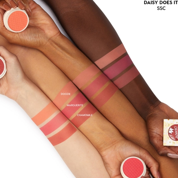 🌼Marguerite Super Shock Blush - Picture 4 of 5